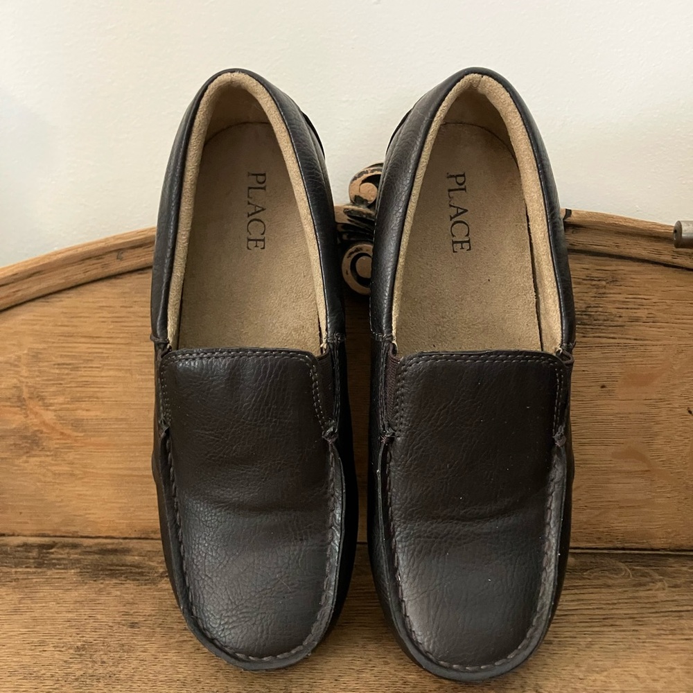 Boys Slip On Dress Shoes Children’s Place Size 4 Brown
